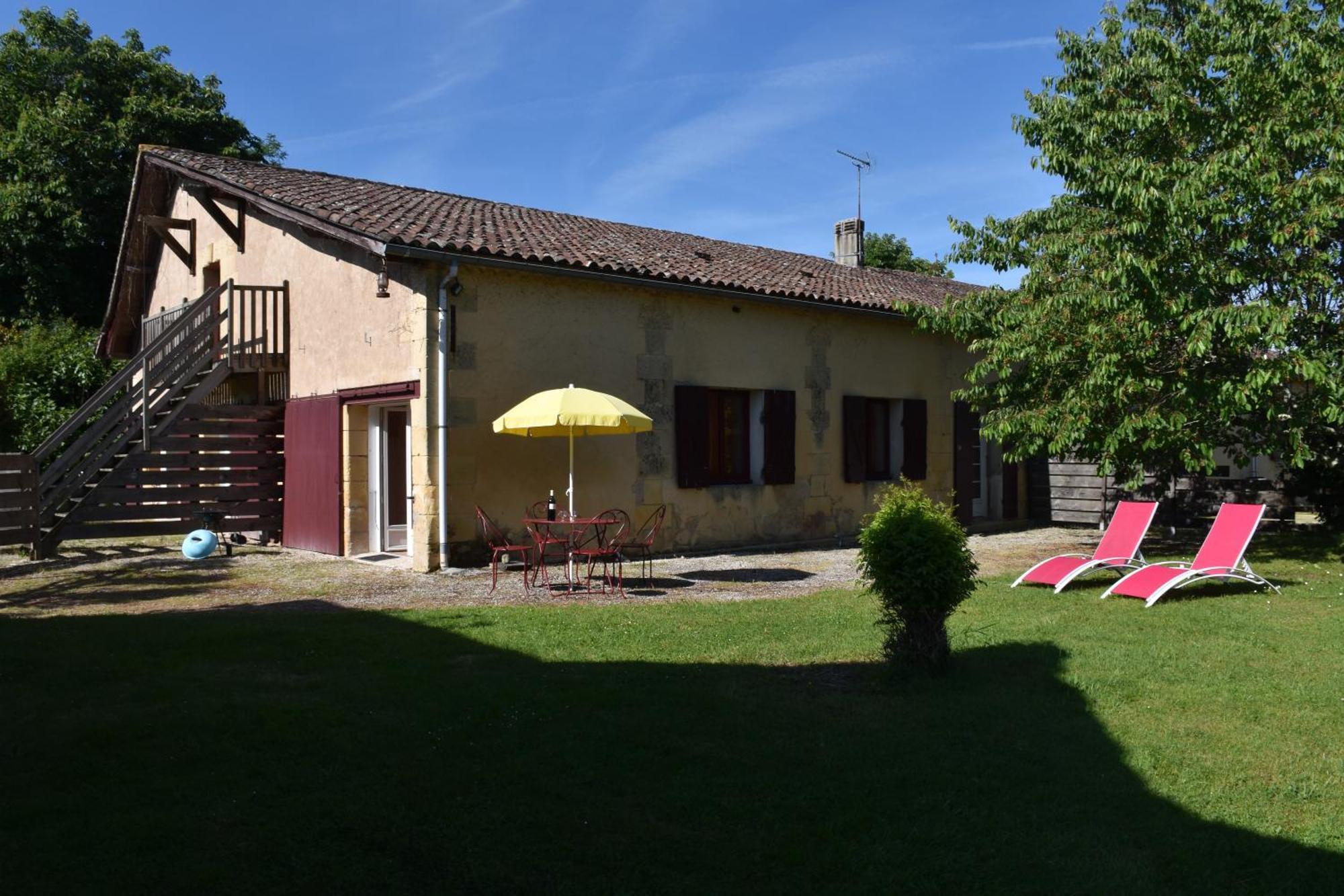 Du Vert & Du Bon Air - Linge Maison Inclus - Parking Prive Gratuit - Centre Ville Bergerac 10Mn - Domaine Bellevue Cottage En Perigord Lembras Exterior photo